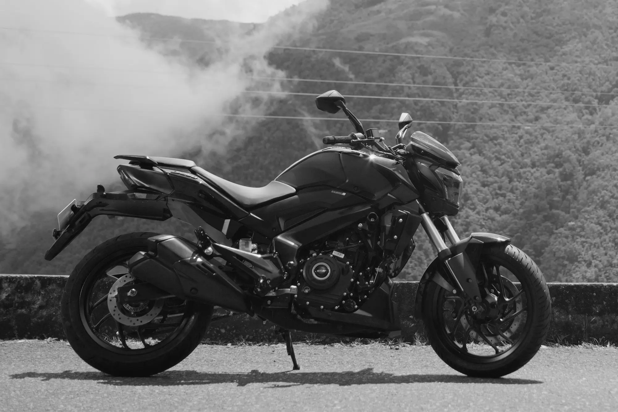 Dominar 250